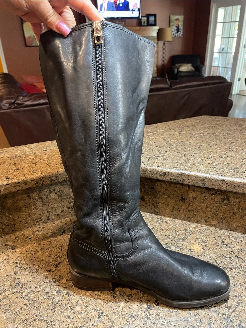 Coach Easton Black Calf Leather Tall Riding Boots Sz 9 Gold Accented Logo Buckle